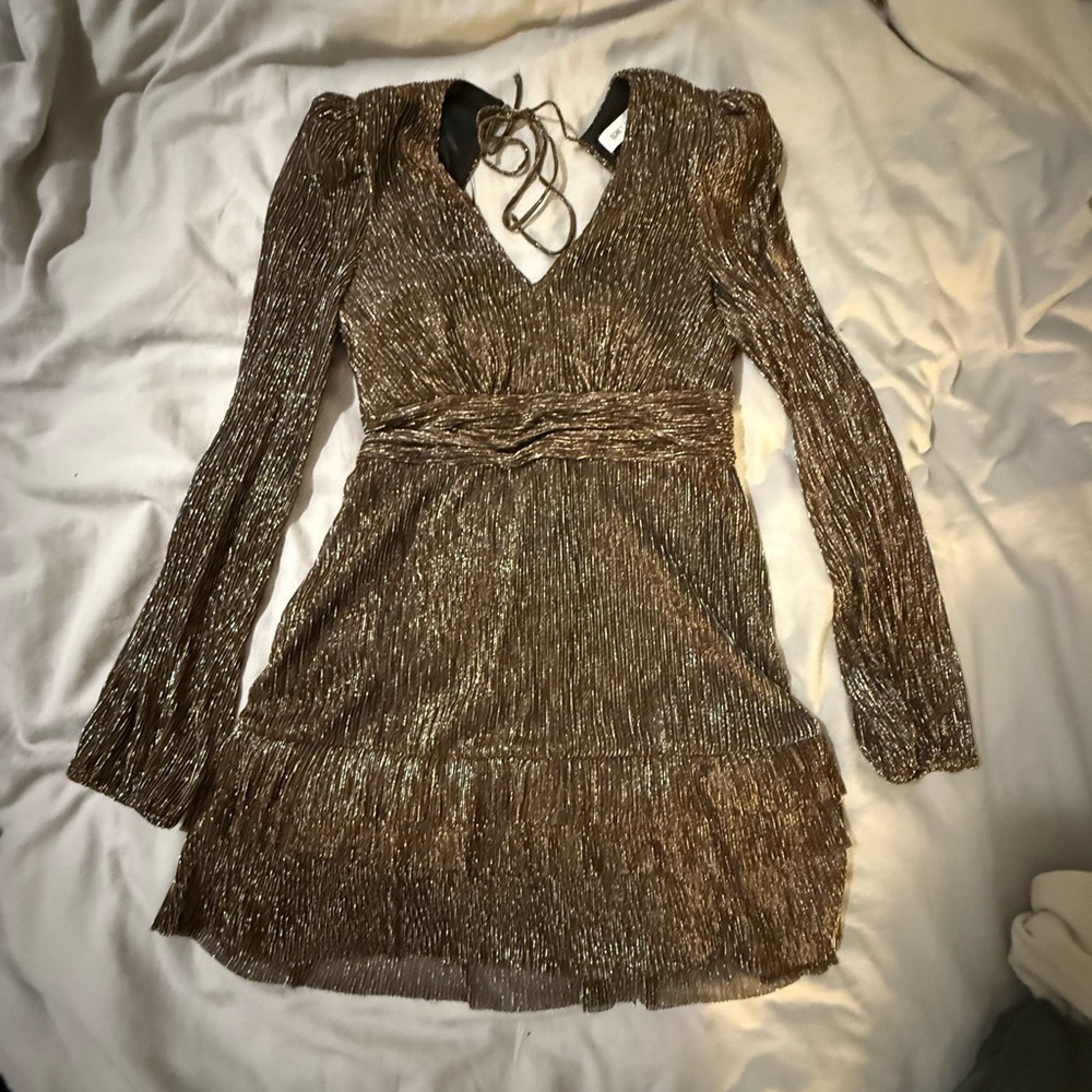 Elegant Gold Long Sleeve Dress